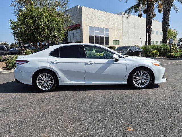 Used 2018 Toyota Camry XLE w/ Driver Assist Package FWD image 4
