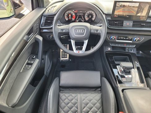 Used 2023 Audi SQ5 Premium Plus w/ Premium Plus Package image 12