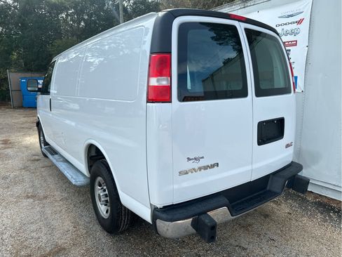 Used 2024 GMC Savana 2500 w/ Driver Convenience Package image 8