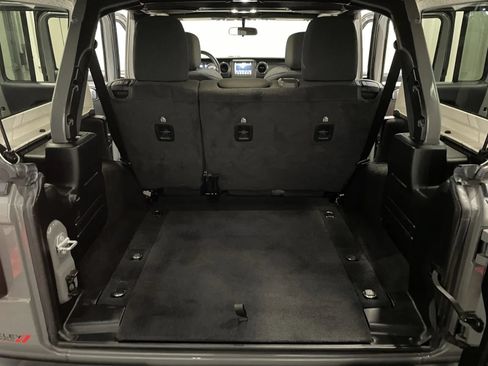 Used 2021 Jeep Wrangler Unlimited Sport AWD/4WD image 41