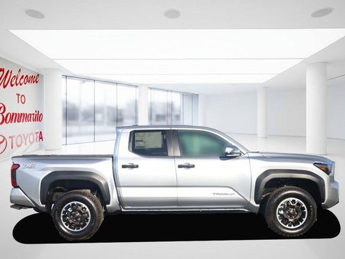 New 2025 Toyota Tacoma TRD Off-Road image 4