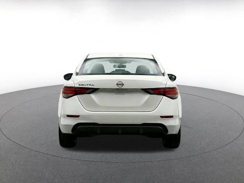 Used 2025 Nissan Sentra S FWD image 8