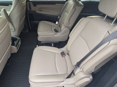 Used 2023 Honda Odyssey Elite image 20