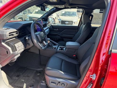 New 2026 Toyota 4Runner Limited AWD/4WD image 10