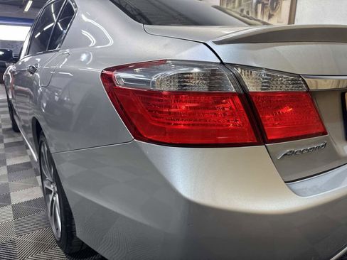 Used 2014 Honda Accord Sport image 8