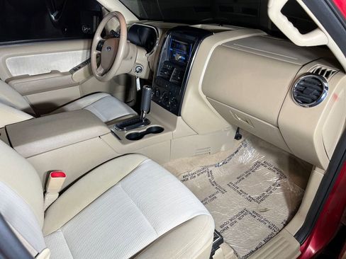 Used 2008 Ford Explorer XLT RWD image 11