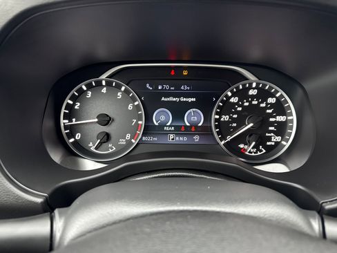 Used 2025 Nissan Frontier S image 15