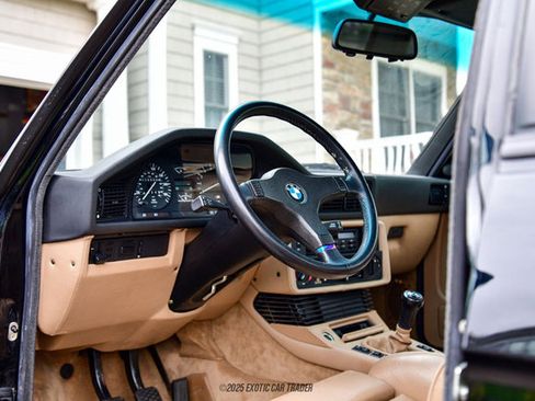 Used 1988 BMW M5 image 42