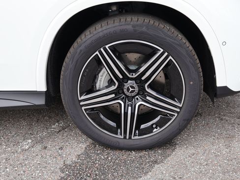 New 2026 Mercedes-Benz GLC 350e 4MATIC image 11