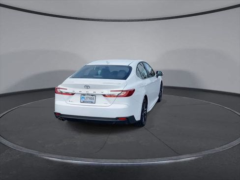 Certified 2025 Toyota Camry SE image 8