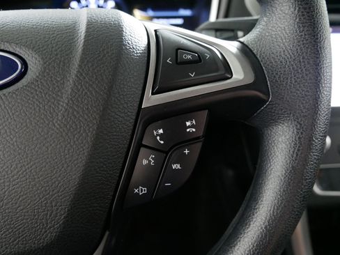 Used 2019 Ford Fusion SE image 28