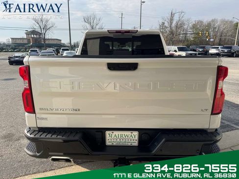 Used 2024 Chevrolet Silverado 1500 LT Trail Boss w/ Convenience Package II image 7