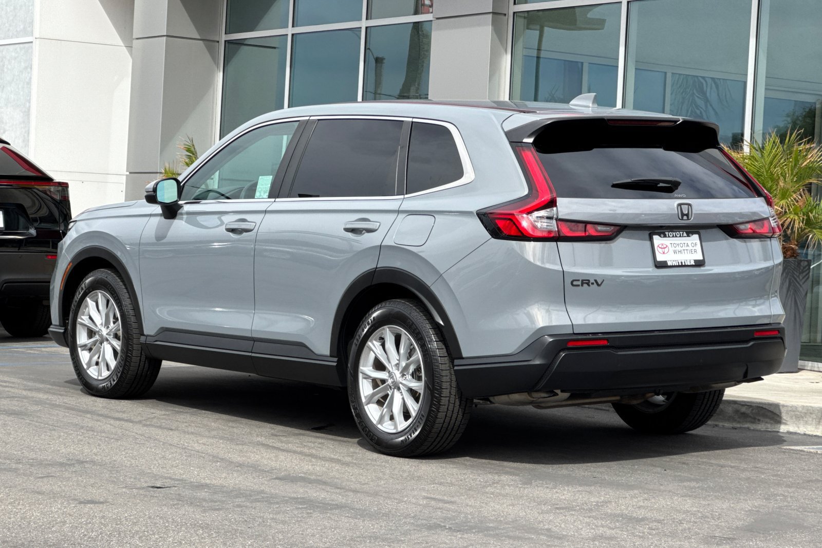 Used 2024 Honda CR-V EX image 7