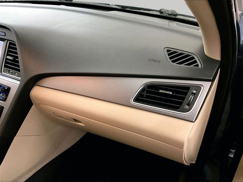 Used 2016 Hyundai Sonata SE image 15