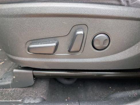 Used 2023 Hyundai Santa Fe SEL w/ Winter Weather Package FWD image 9