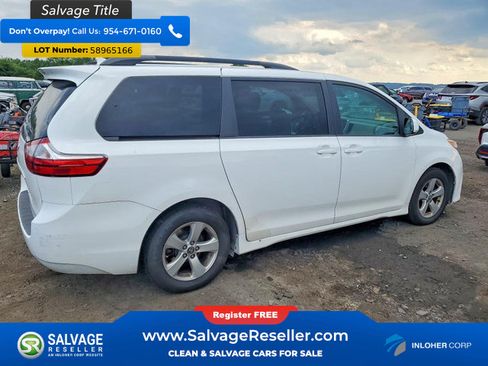 Used 2018 Toyota Sienna LE FWD image 4