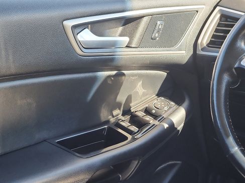 Used 2017 Ford Edge SEL w/ Equipment Group 201A image 12