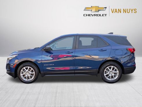 Used 2023 Chevrolet Equinox LS w/ LS Convenience Package FWD image 8
