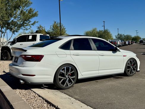 Used 2019 Volkswagen Jetta GLI Autobahn image 3