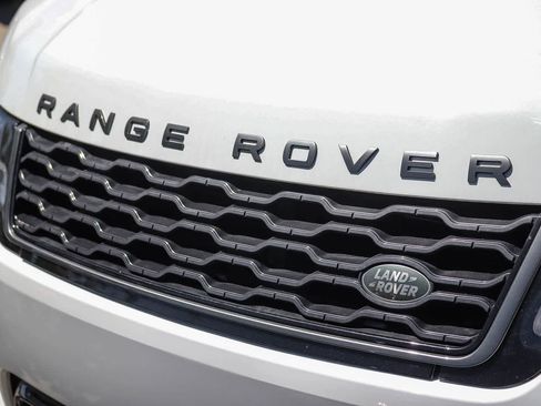 Used 2019 Land Rover Range Rover Sport Supercharged AWD/4WD image 11