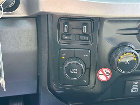 Used 2025 Ford F250 XLT AWD/4WD image 18