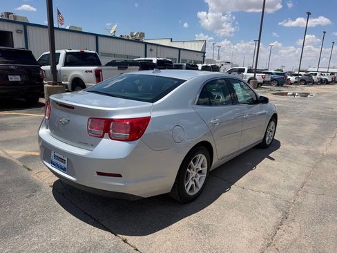 Used 2013 Chevrolet Malibu Eco w/ Power Convenience Package FWD image 5