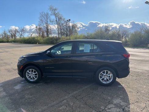 Used 2023 Chevrolet Equinox LS image 6