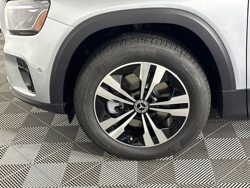 New 2026 Mercedes-Benz GLB 250 image 12