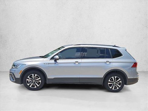 Used 2023 Volkswagen Tiguan S FWD image 9