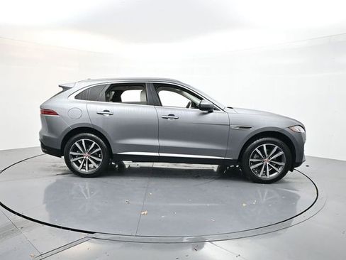 Used 2023 Jaguar F-PACE S image 11
