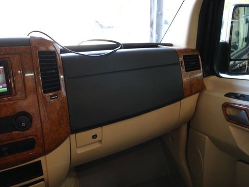 Used 2015 Mercedes-Benz Sprinter 3500 image 21