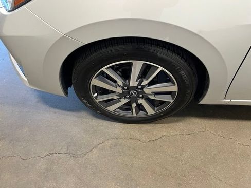Used 2023 Nissan Versa SV FWD image 30