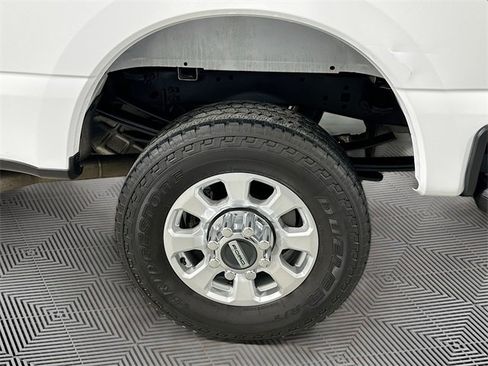 Certified 2024 Ford F250 XLT w/ FX4 Off-Road Package image 29
