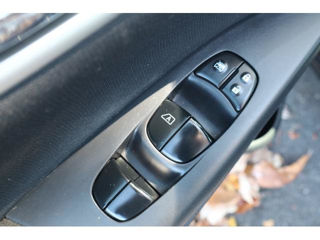 Used 2015 Nissan Sentra S FWD image 11
