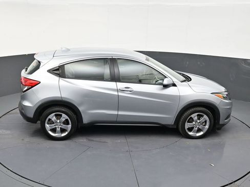 Used 2019 Honda HR-V LX image 18