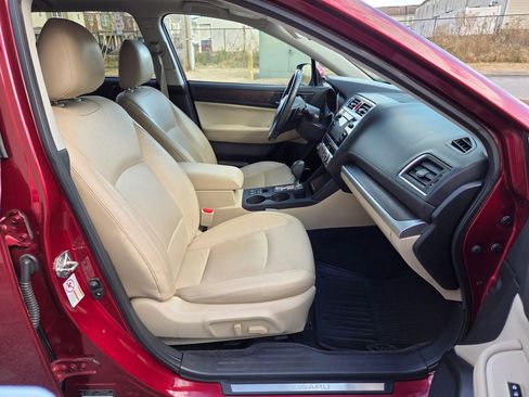 Used 2015 Subaru Outback 2.5i Limited image 17