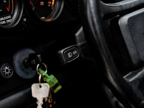 Used 1987 Porsche 911 Carrera image 76