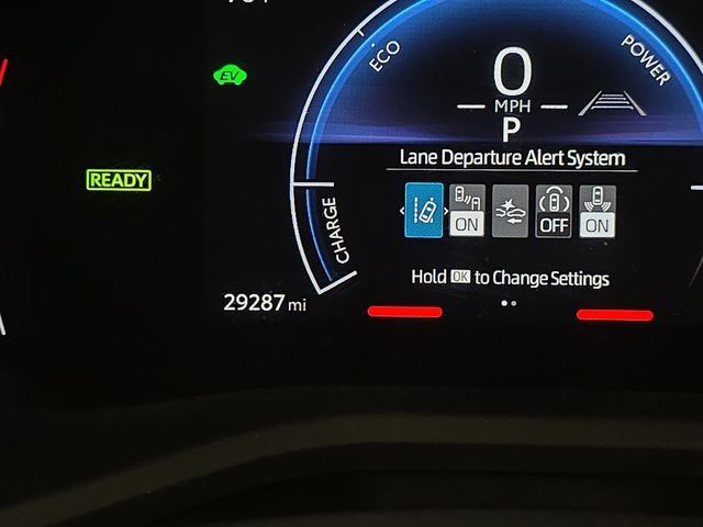 Used 2025 Toyota Camry LE FWD image 17
