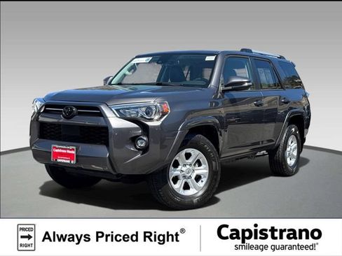 Used 2022 Toyota 4Runner SR5 Premium w/ Moonroof Package RWD image 1