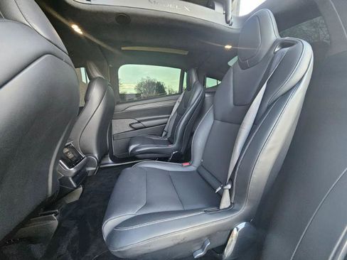 Used 2024 Tesla Model X Plaid image 64