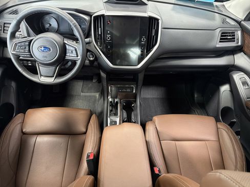 Certified 2025 Subaru Ascent Touring AWD/4WD image 10