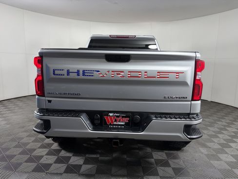 Used 2019 Chevrolet Silverado 1500 Custom w/ Custom Value Package image 16