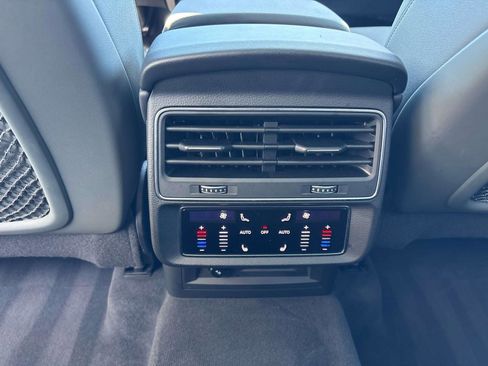 Used 2025 Audi Q7 3.0T Premium Plus image 13