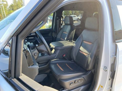 Used 2025 GMC Sierra 1500 AT4 AWD/4WD image 18