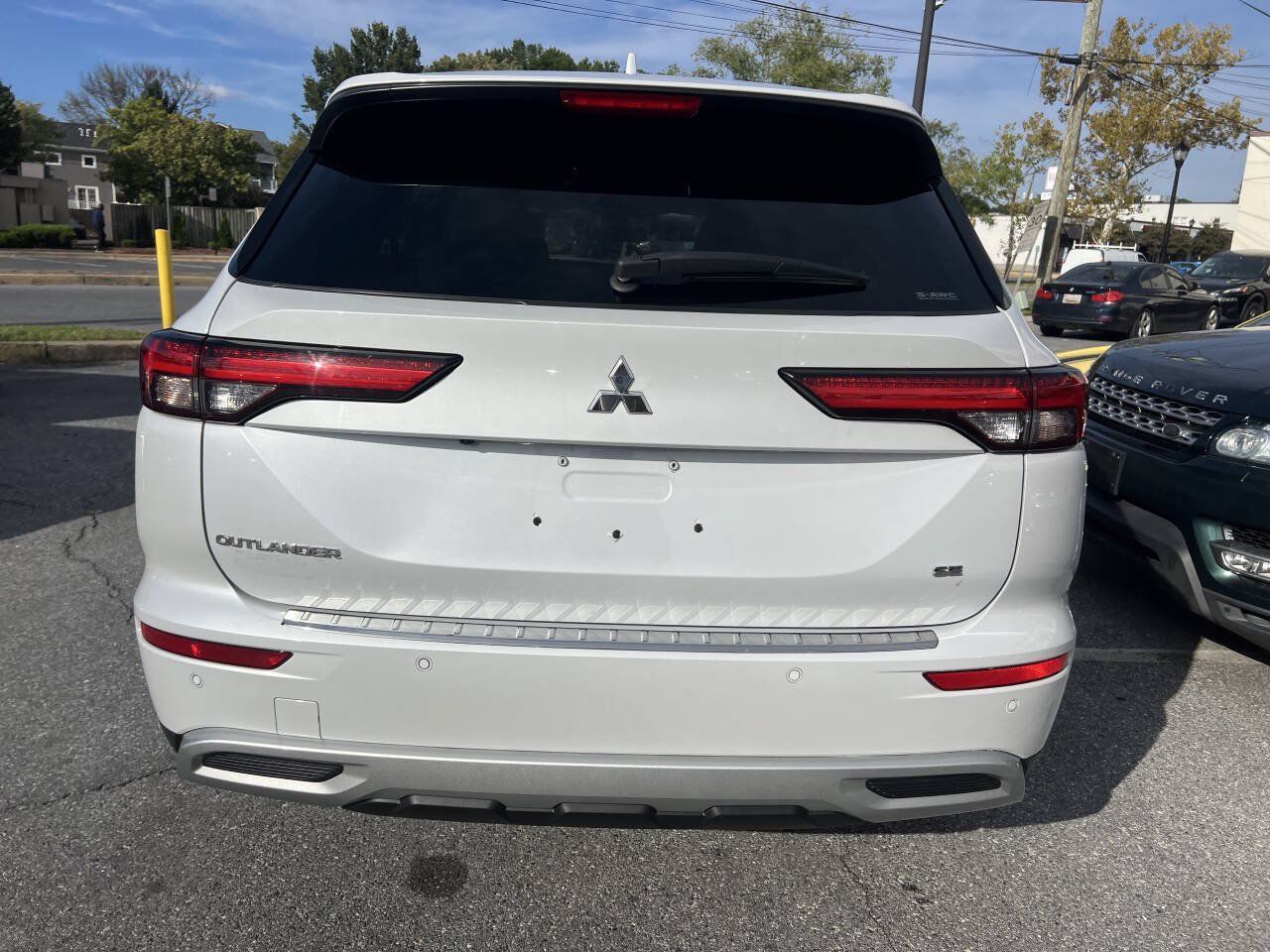 Used 2023 Mitsubishi Outlander SE AWD/4WD image 5