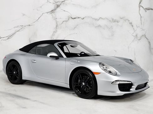 Used 2016 Porsche 911 Carrera image 2