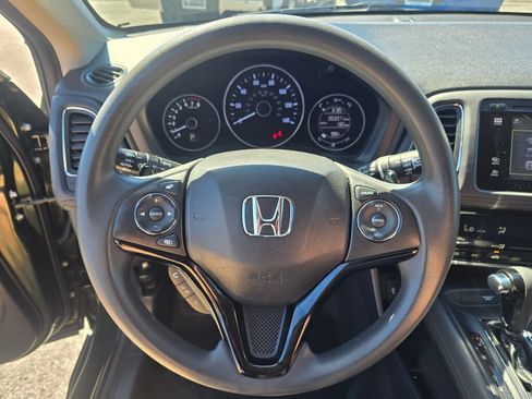 Used 2018 Honda HR-V EX image 23