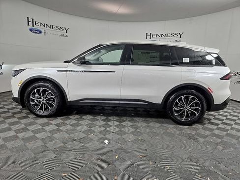 Used 2026 Lincoln Nautilus Premier w/ Equipment Group 102A AWD/4WD image 7