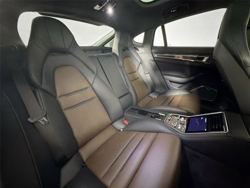 Certified 2023 Porsche Panamera Turbo S AWD/4WD image 27