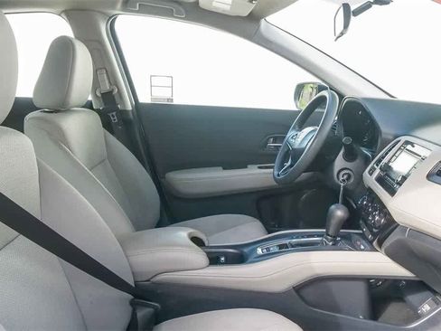 Used 2022 Honda HR-V LX image 16